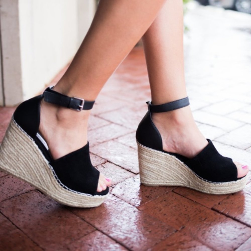 Steve Madden Jaylen Wedges Like New